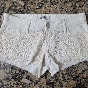 Hollister Y2k White Cream Lace Denim Cutoff Shorts | W27 Size 5